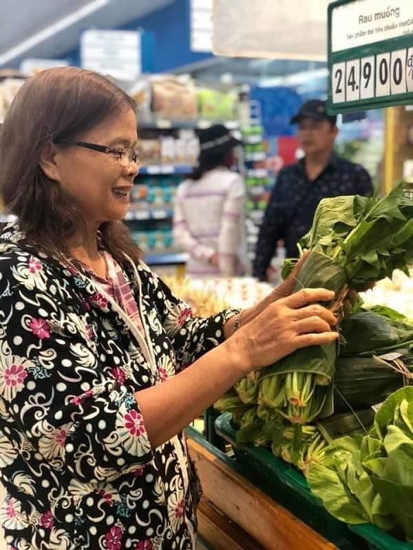 190402 sieu thi 1