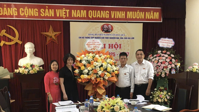 042925 dai hoi chi bo gia lam 1