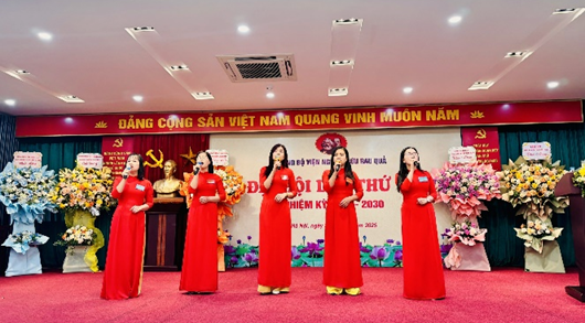 052825 dai hoi 1