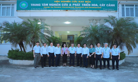 060926 lanh dao hoc vien 1