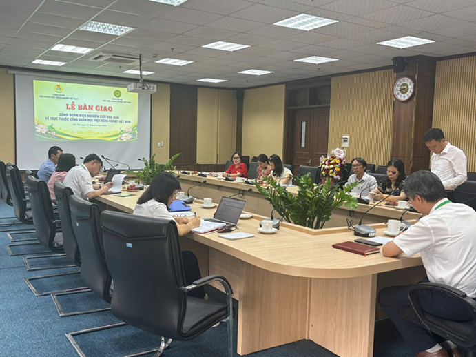 061726 cong doan 3.jpg